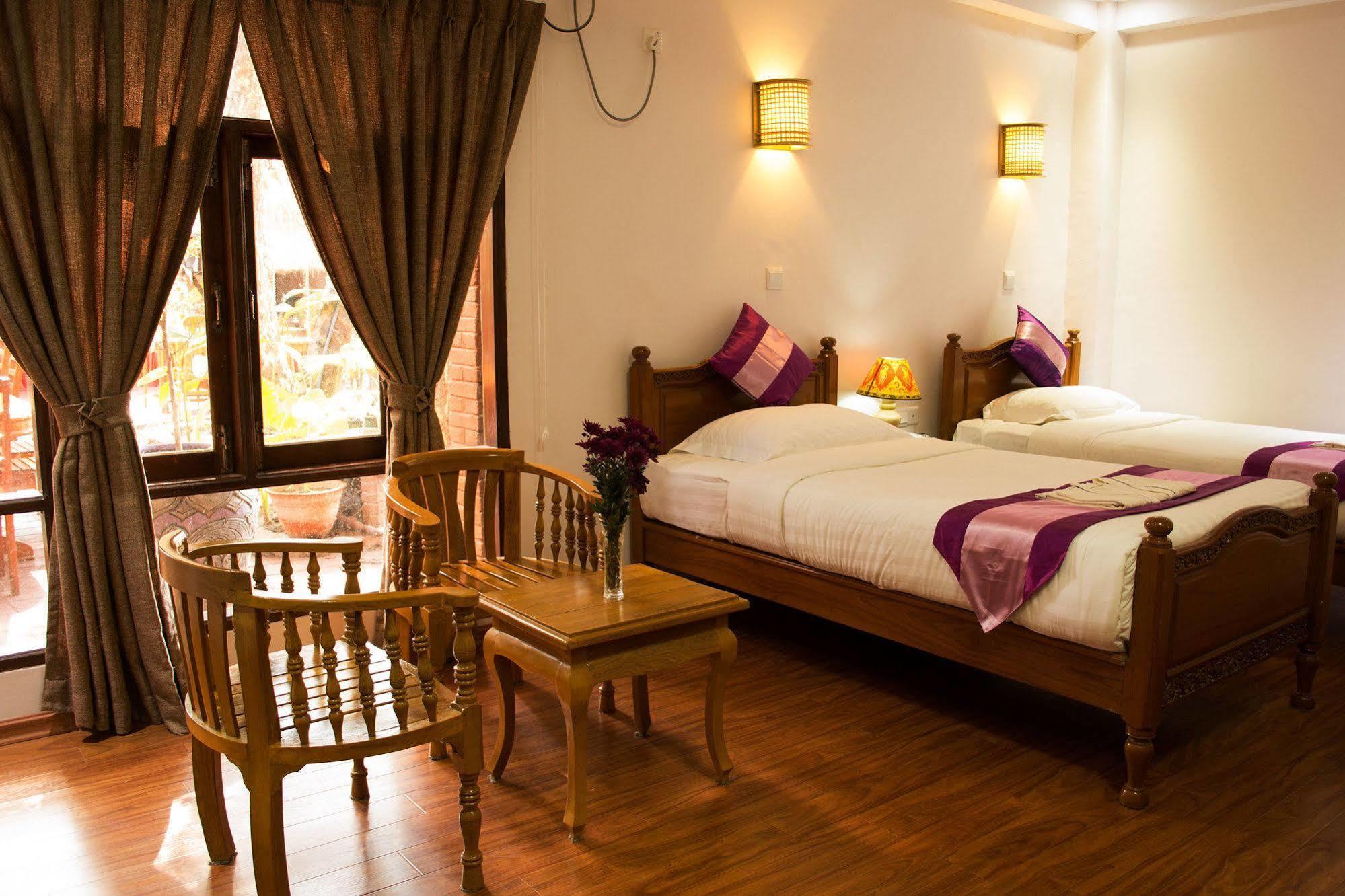 Hotel Sincere Smile Bagan New Bagan Esterno foto