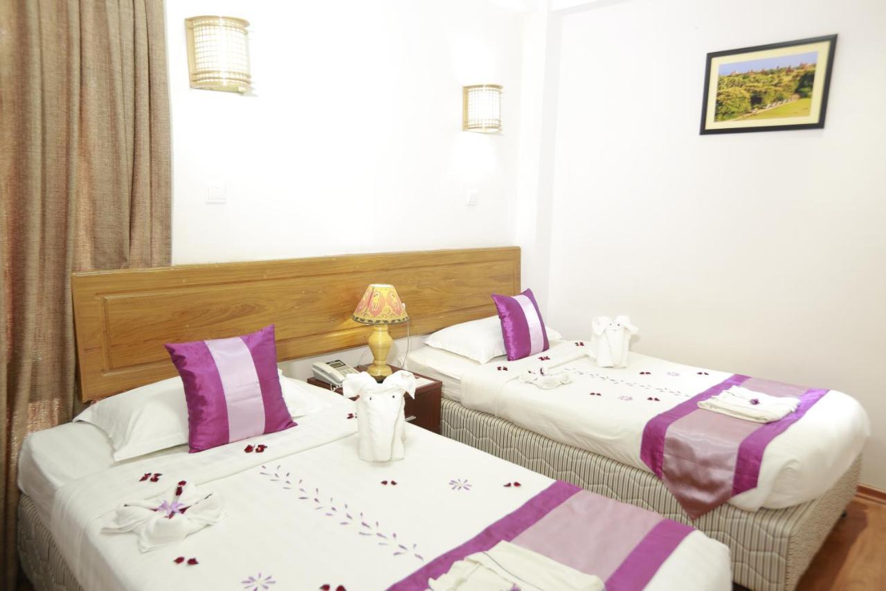 Hotel Sincere Smile Bagan New Bagan Esterno foto