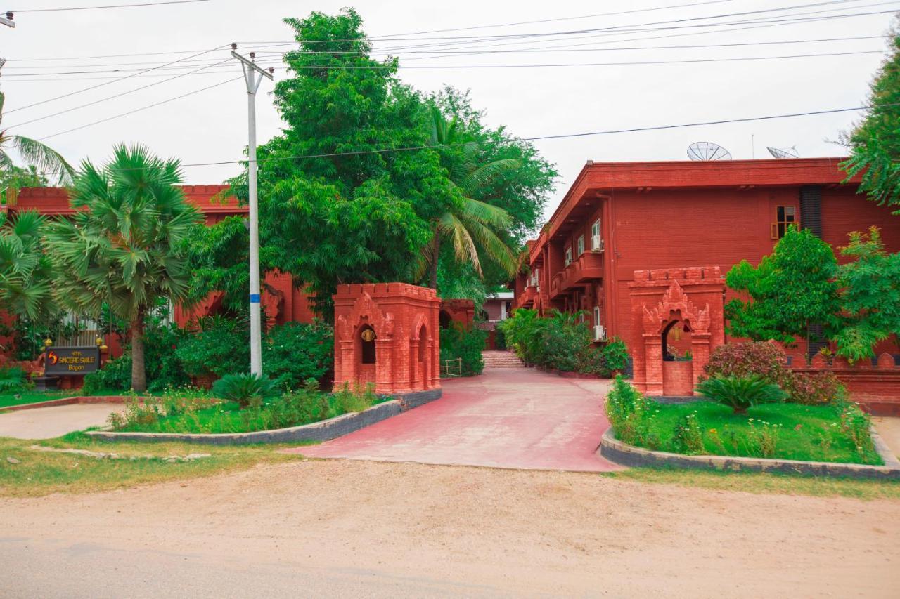Hotel Sincere Smile Bagan New Bagan Esterno foto