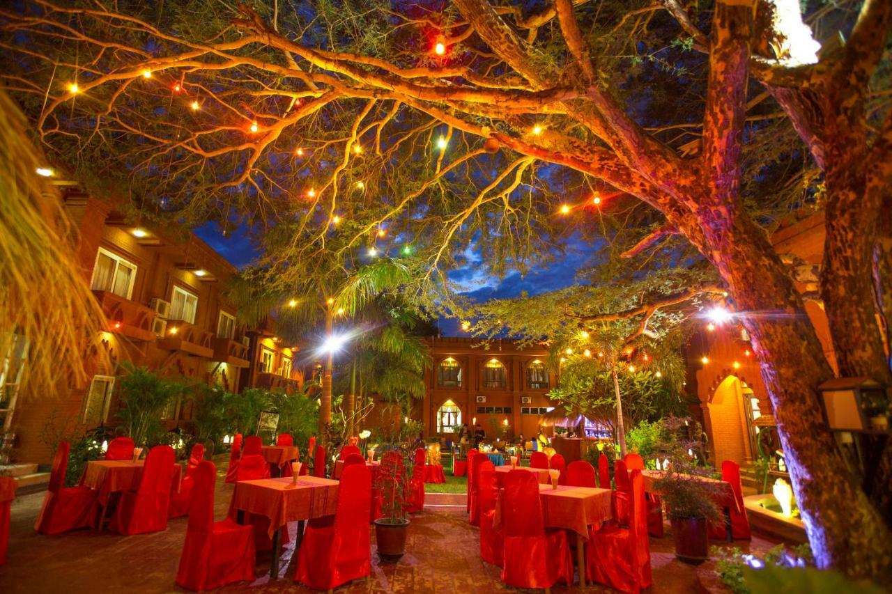 Hotel Sincere Smile Bagan New Bagan Esterno foto